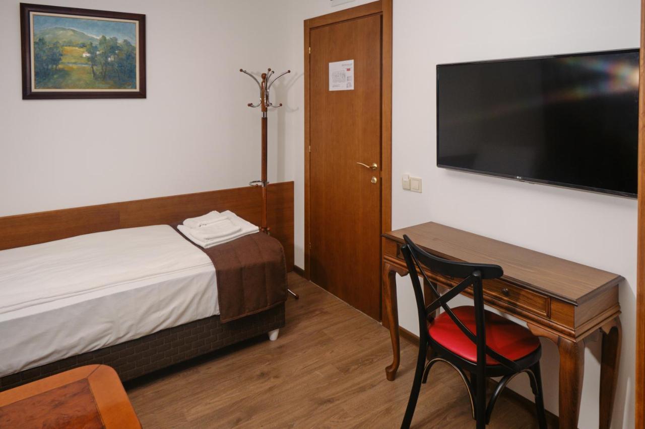 Hotel Splendid Pleven Eksteriør bilde