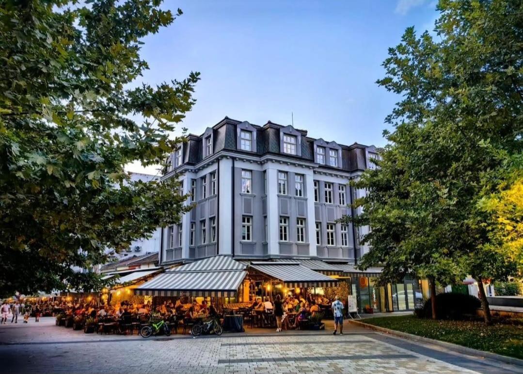 Hotel Splendid Pleven Eksteriør bilde
